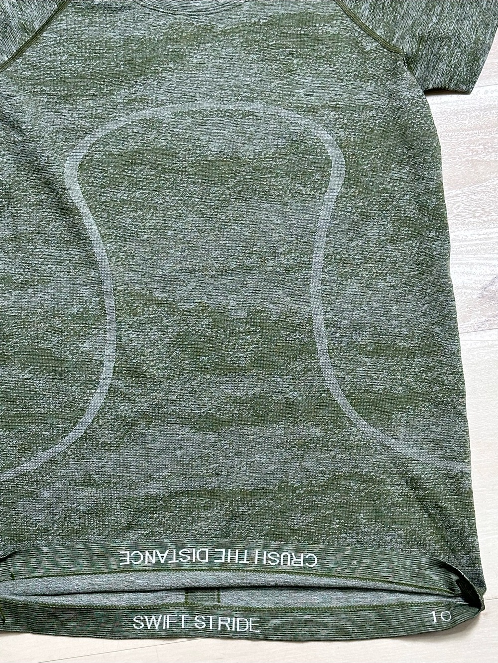 Lululemon Swiftly Speed Short Sleeve White Everglades Black Field Green Sz 10 - Picture 7 of 12